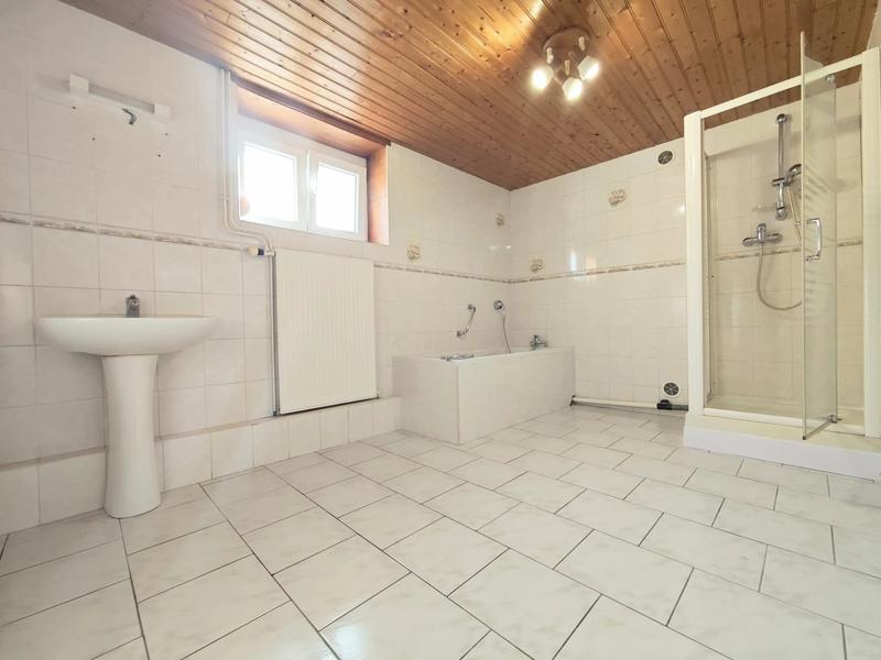 Maison - 105 m² - 4 pièces