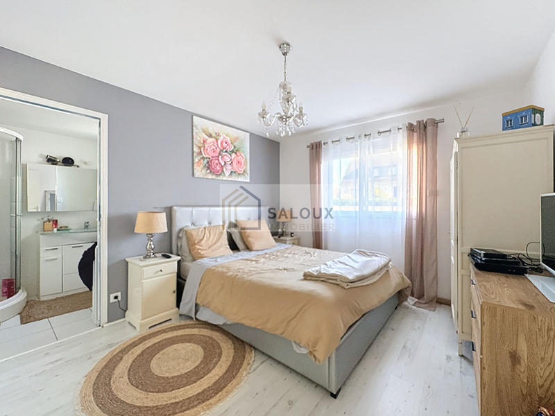 Maison - 115 m² - 6 pièces