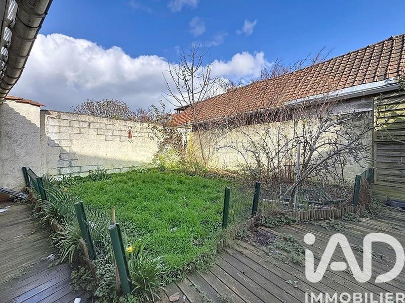 Maison - 99 m² - 4 pièces