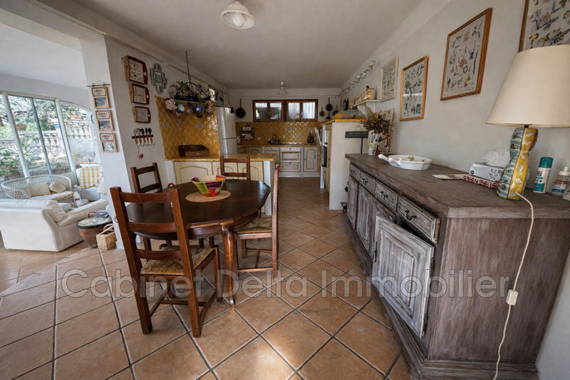 Maison - 259 m² - 12 pièces