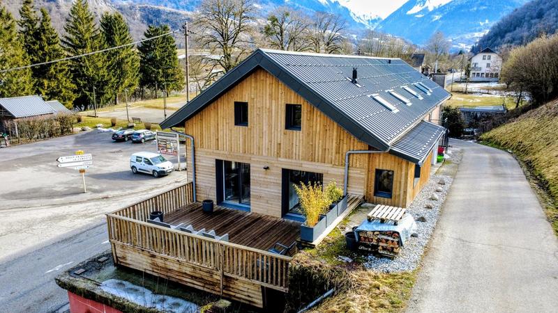 Maison - 98 m² - 4 pièces