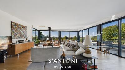 Villa - 180 m² - 4 pièces