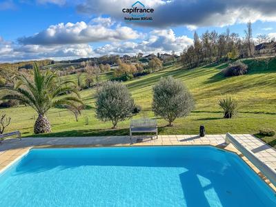 Maison - 125 m² - 5 pièces