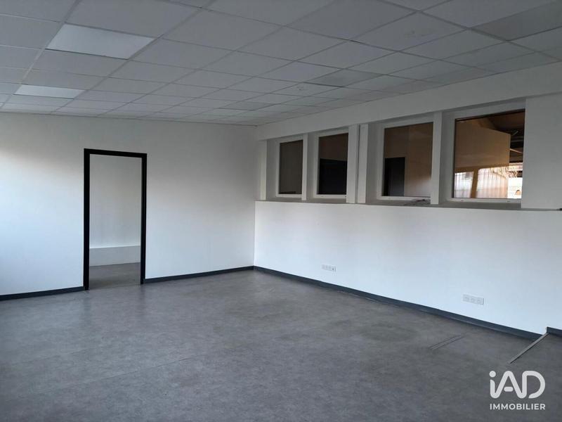 Local commercial - 305 m²