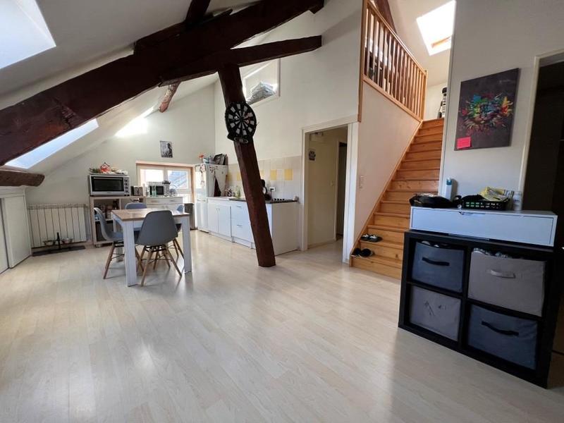 Maison - 467 m² - 15 pièces
