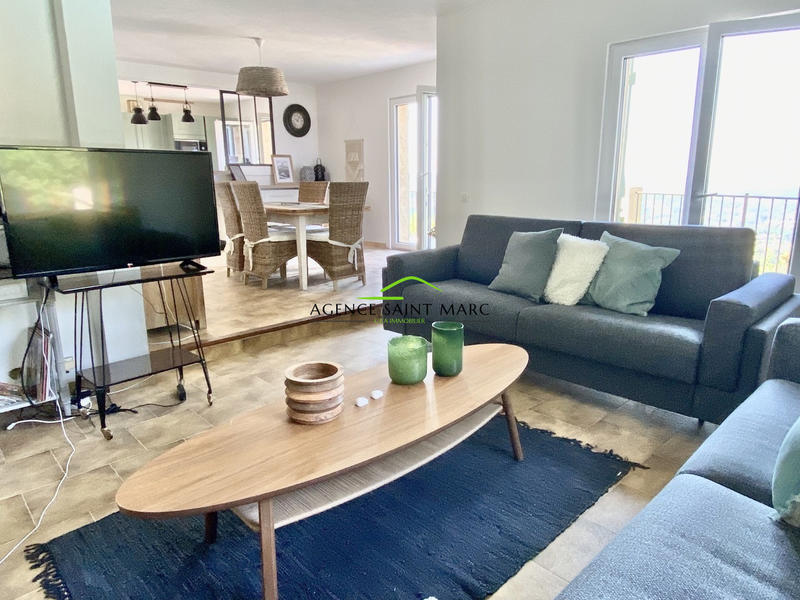 Maison - 145 m² - 4 pièces