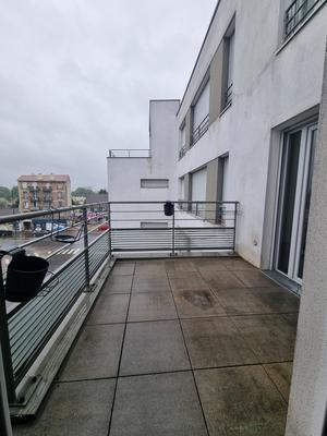 Appartement - 65 m² - 3 pièces