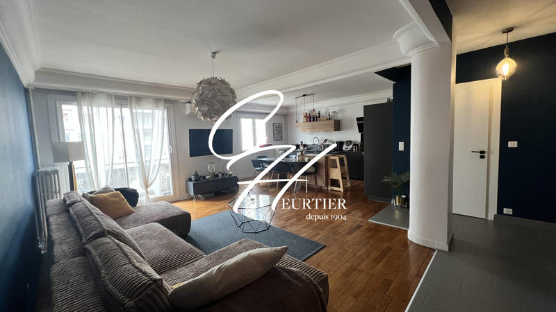 Appartement - 98 m² - 4 pièces