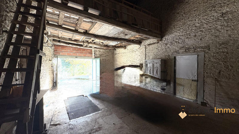 Maison ancienne - 202 m² - 7 pièces