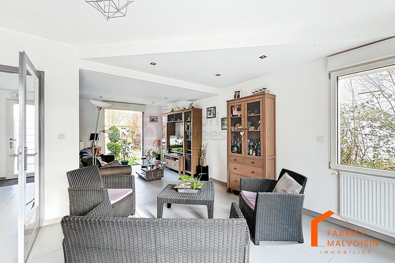 Maison - 128 m² - 5 pièces