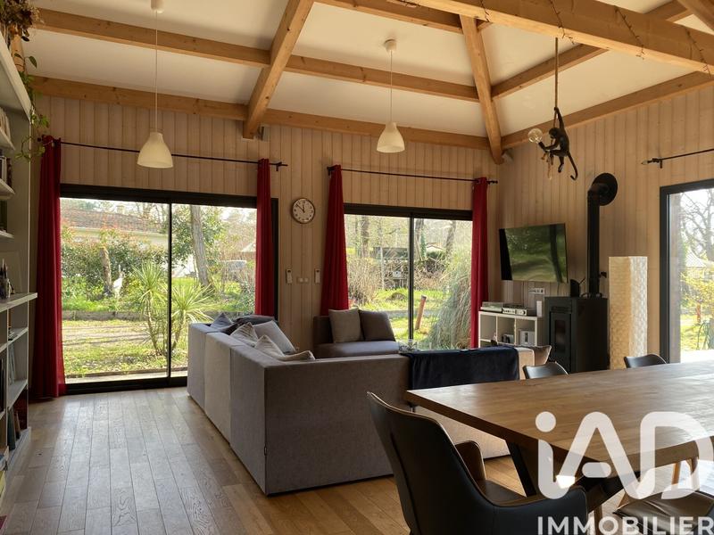 Maison - 161 m² - 7 pièces