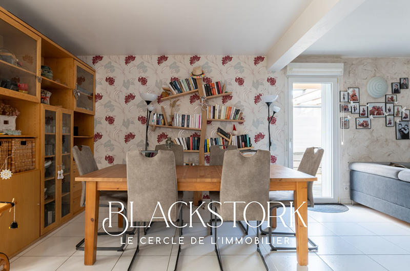 Maison - 110 m² - 5 pièces