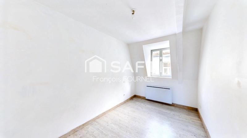 Immeuble - 80 m² - 3 pièces