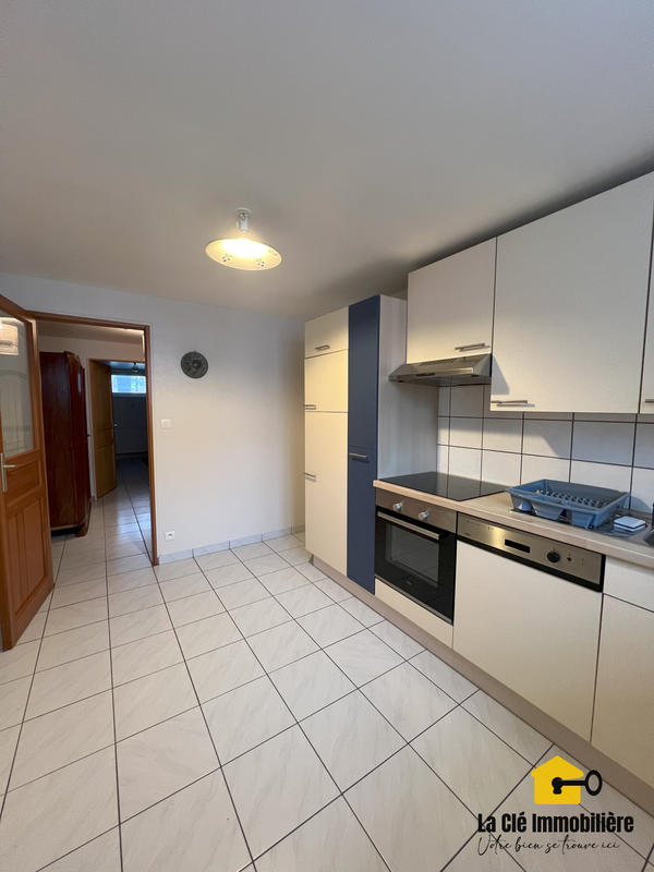 Appartement - 65 m² - 2 pièces