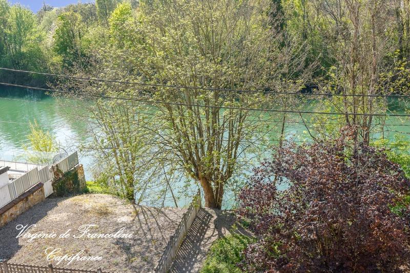 Maison - 304 m² - 10 pièces