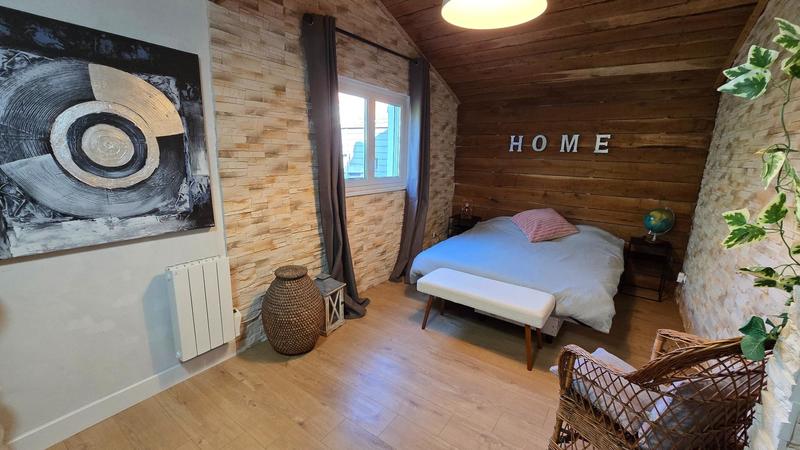 Maison - 150 m² - 4 pièces