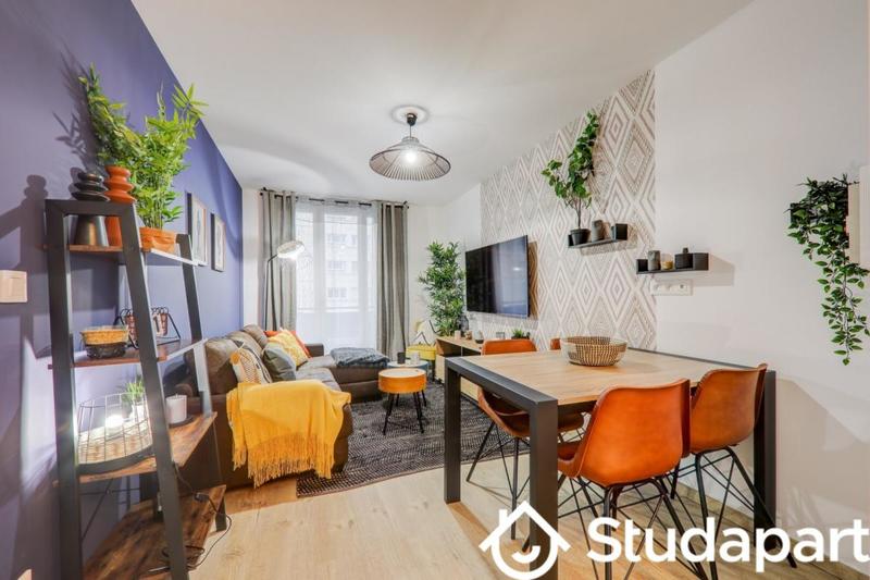 Chambre - 11 m² - 1 pièce