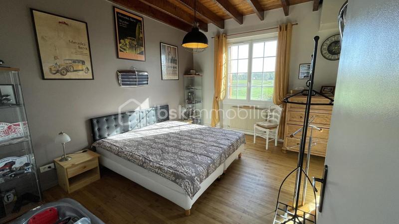 Propriété - 219 m² - 7 pièces