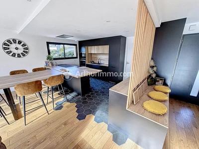 Maison - 122 m² - 5 pièces