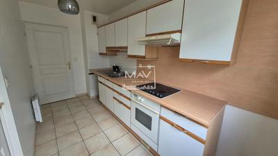 Appartement - 75 m² - 3 pièces