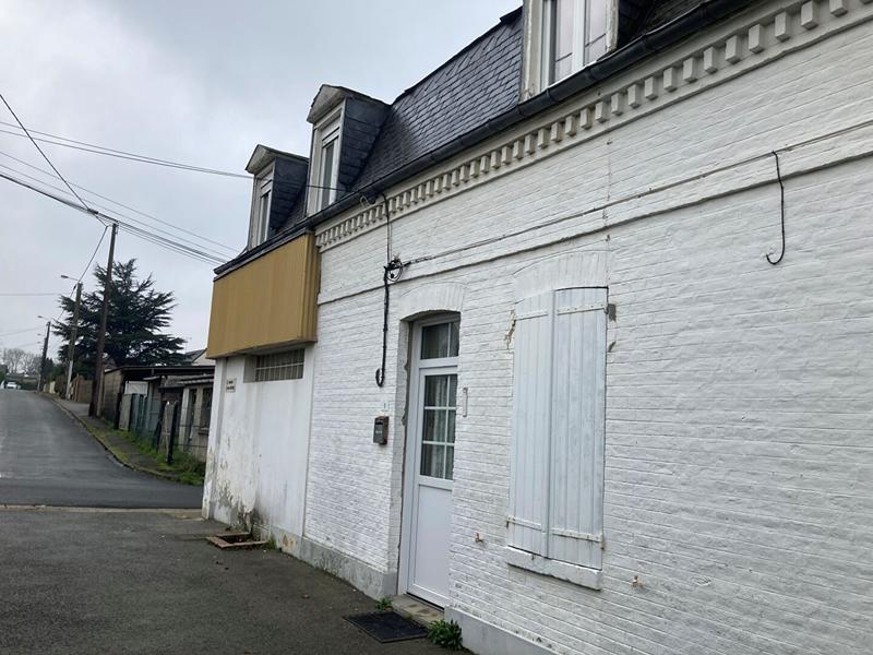 Maison - 80 m² - 5 pièces