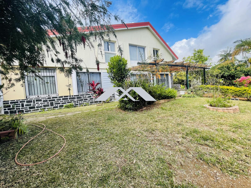 Villa - 254 m² - 7 pièces