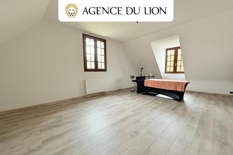 Maison - 158 m² - 6 pièces