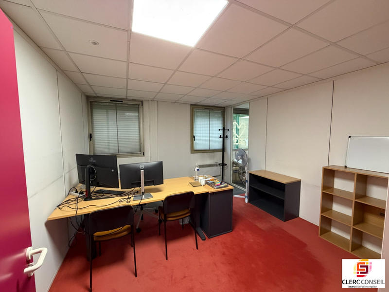 Bureau - 286 m²
