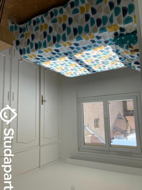 Chambre - 13 m² - 1 pièce