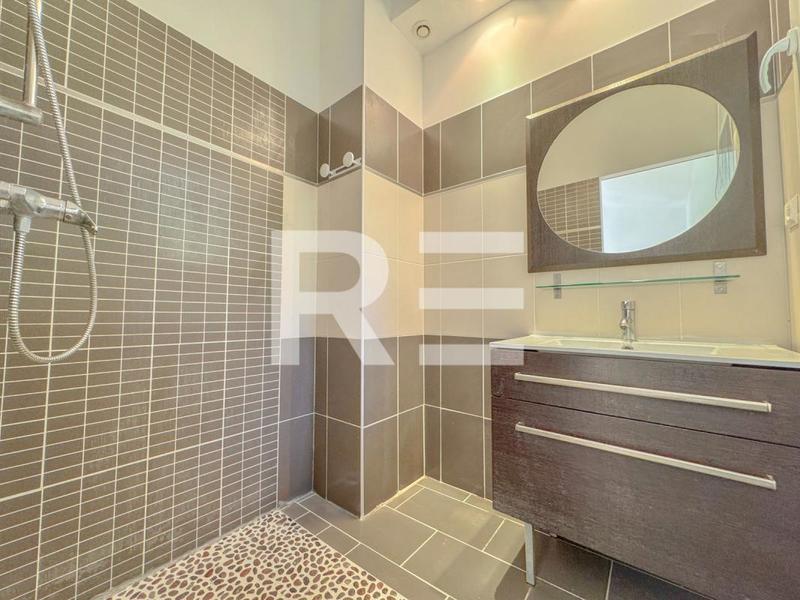 Villa - 144 m² - 5 pièces