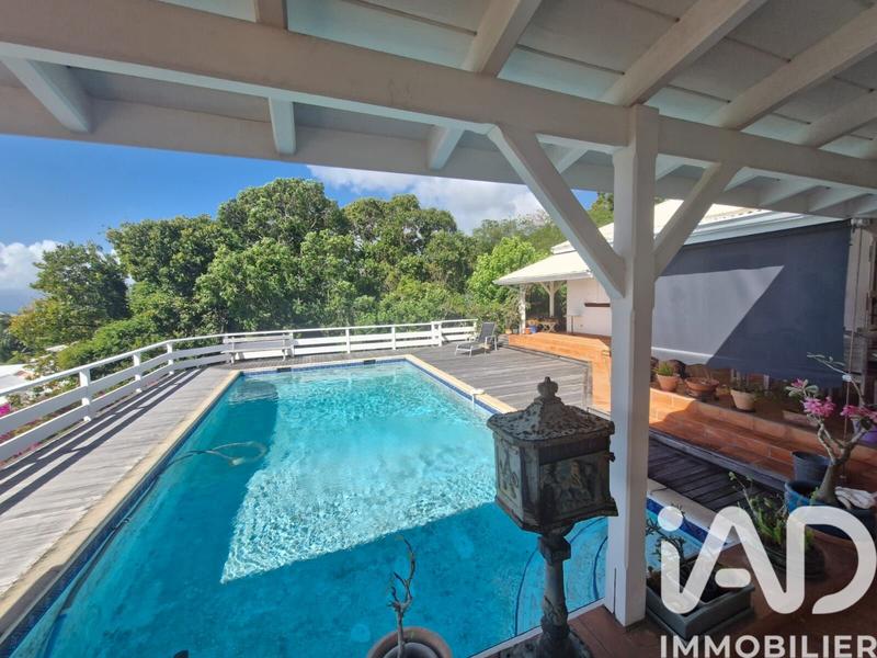 Maison - 156 m² - 5 pièces