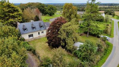 Propriété - 148 m² - 5 pièces