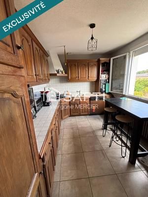 Maison - 85 m² - 5 pièces