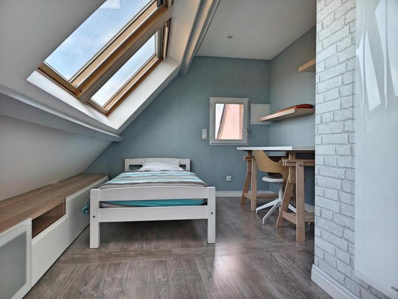 Maison - 265 m² - 12 pièces