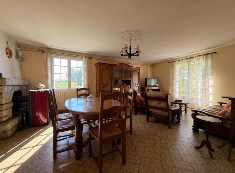 Maison - 168 m² - 10 pièces