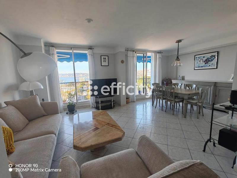 Appartement - 72 m² - 4 pièces