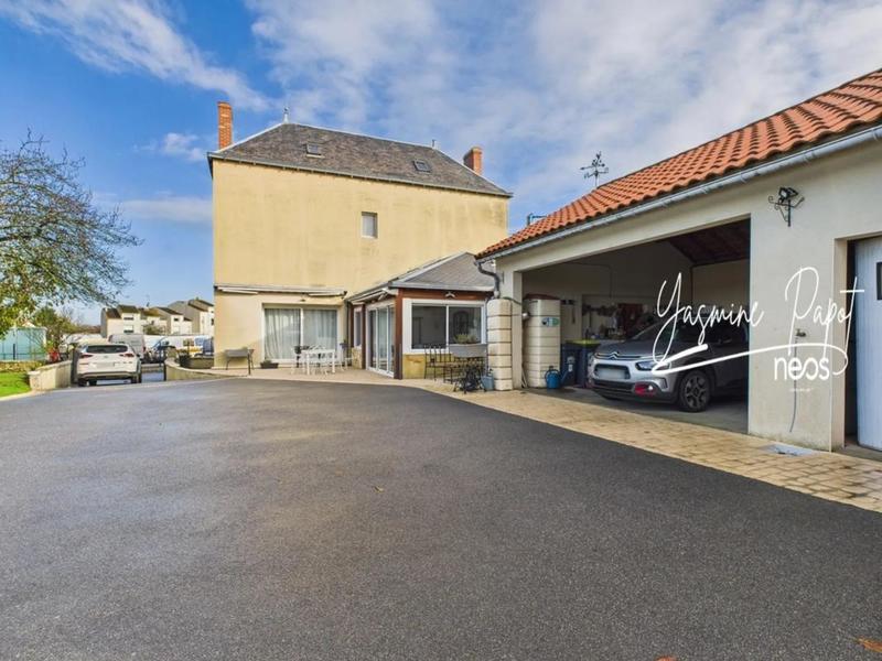 Maison - 170 m² - 5 pièces