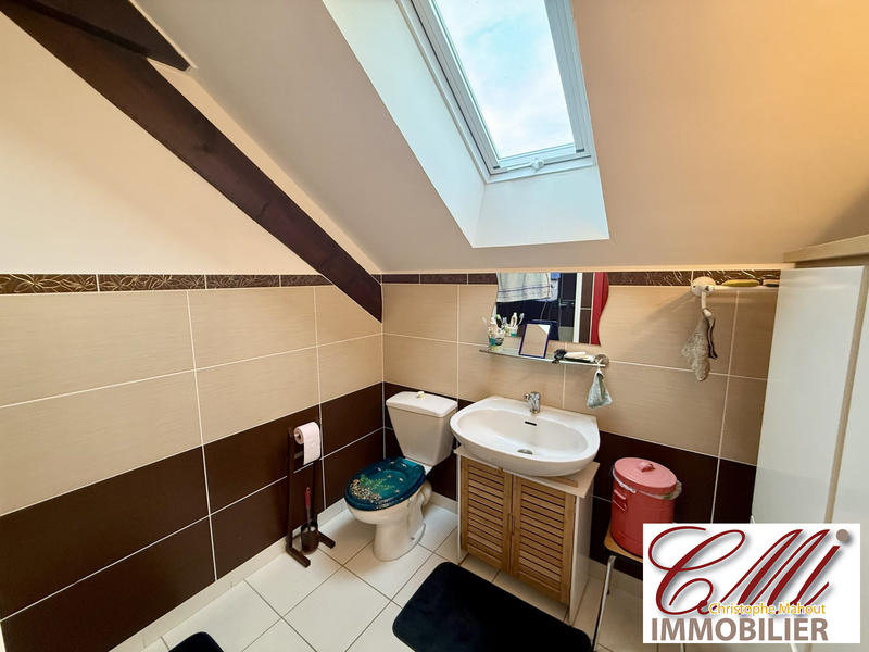 Maison - 143 m² - 6 pièces