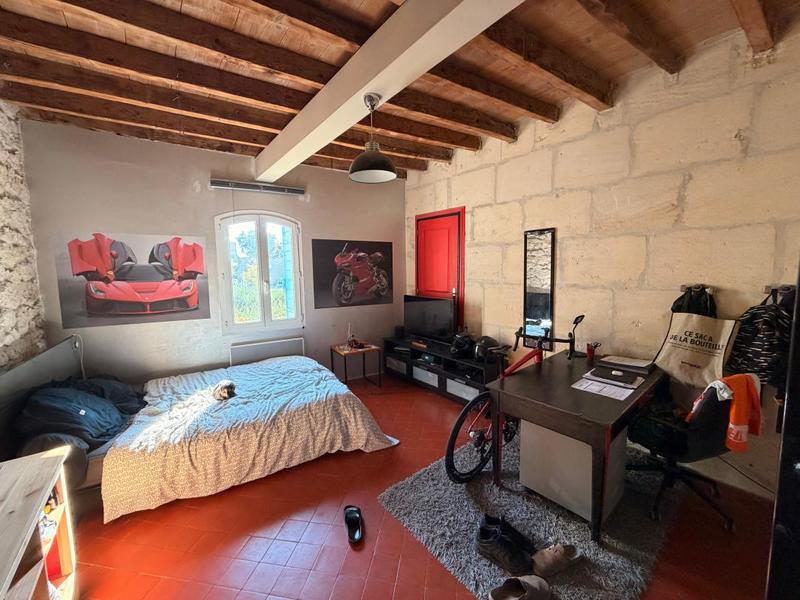 Maison - 220 m² - 6 pièces