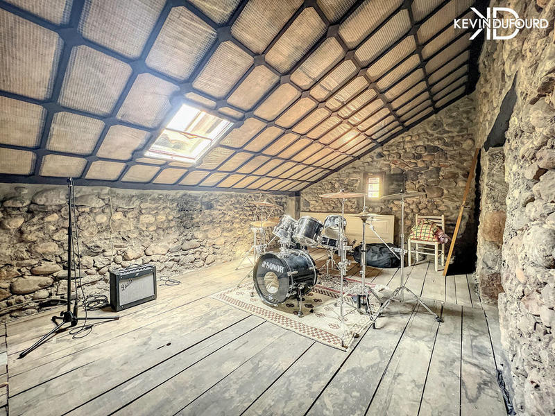 Maison - 170 m² - 5 pièces