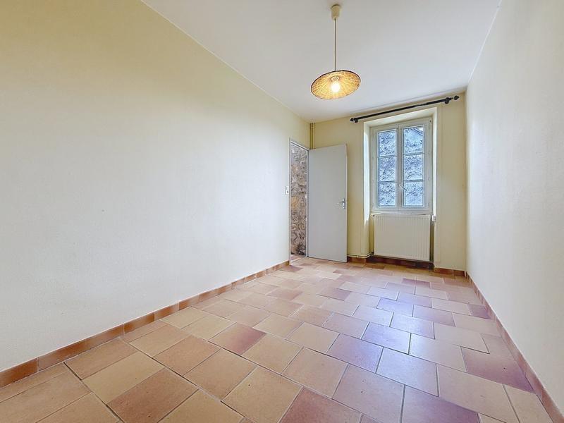 Maison - 217 m² - 6 pièces