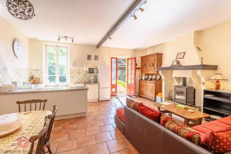 Propriété - 530 m² - 23 pièces