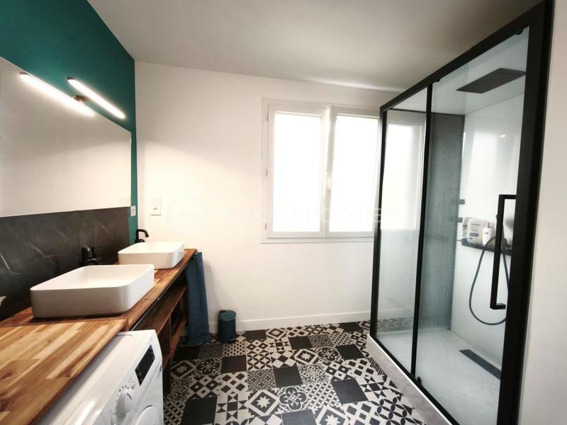 Maison traditionnelle - 89 m² - 4 pièces