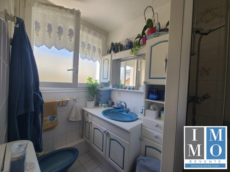 Appartement - 74 m² - 3 pièces