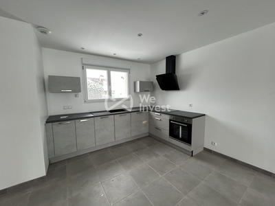 Maison - 95 m² - 5 pièces