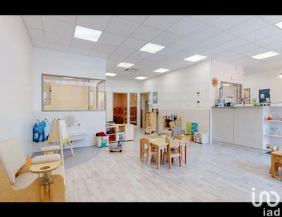 Local commercial - 157 m²