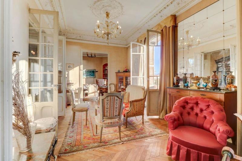 Hôtel particulier - 324 m² - 12 pièces