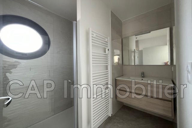 Appartement - 93 m² - 3 pièces