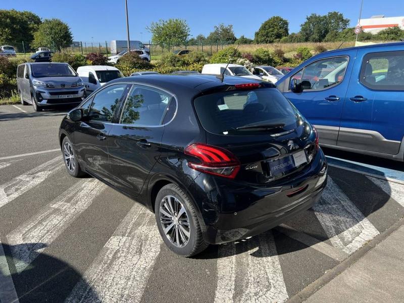 Peugeot 208 1.6 BlueHDi 100 Allure