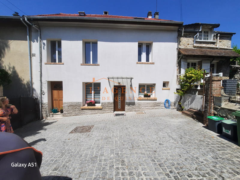 Maison - 131 m² - 5 pièces